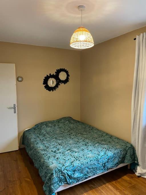 Logements Chaleureux Dans Maison Avec Piscine A 35 Min De Lyon Alix ภายนอก รูปภาพ